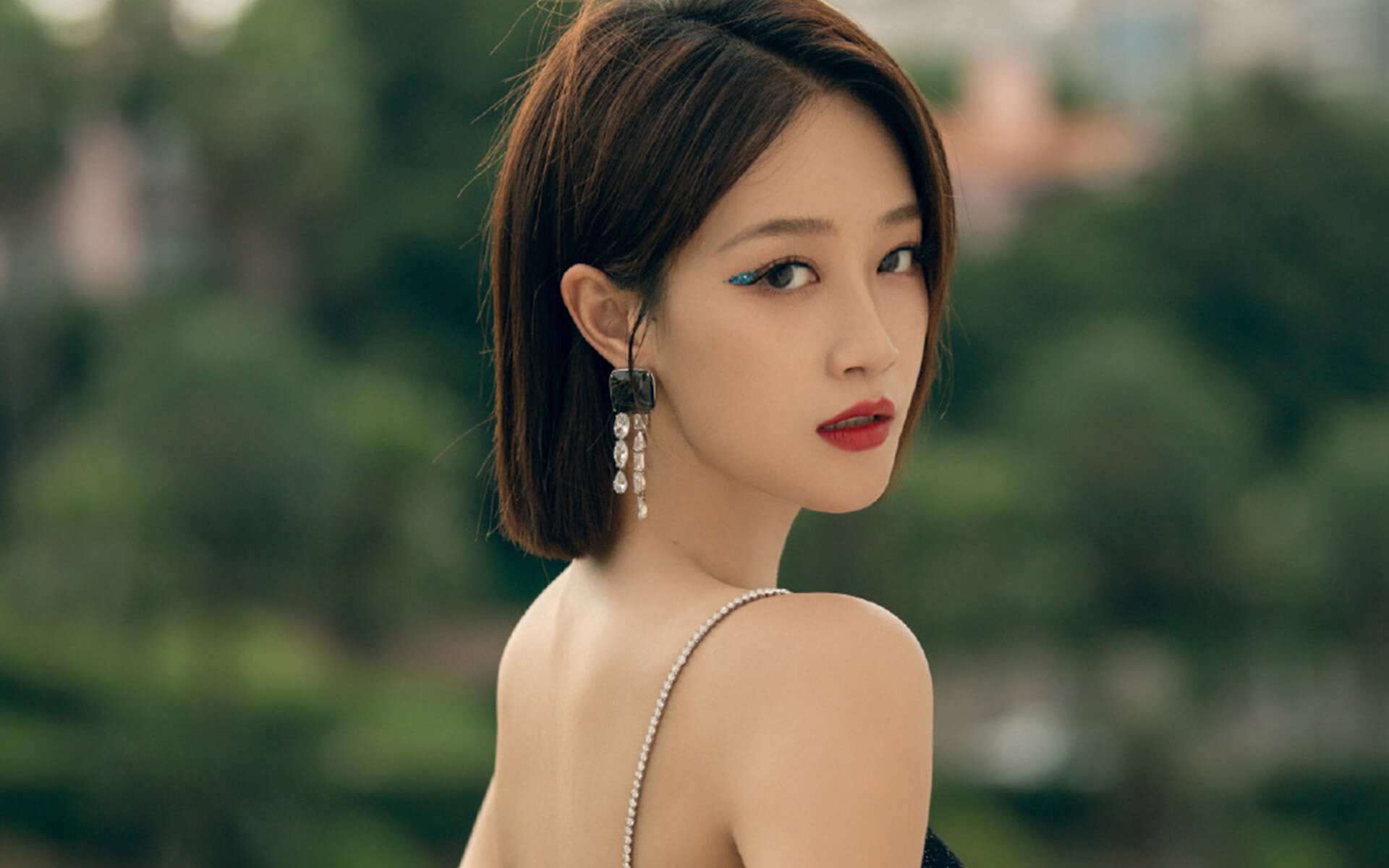 中国篮球运动员专项技术动作精准化训练研究,篮球运动员基础训练