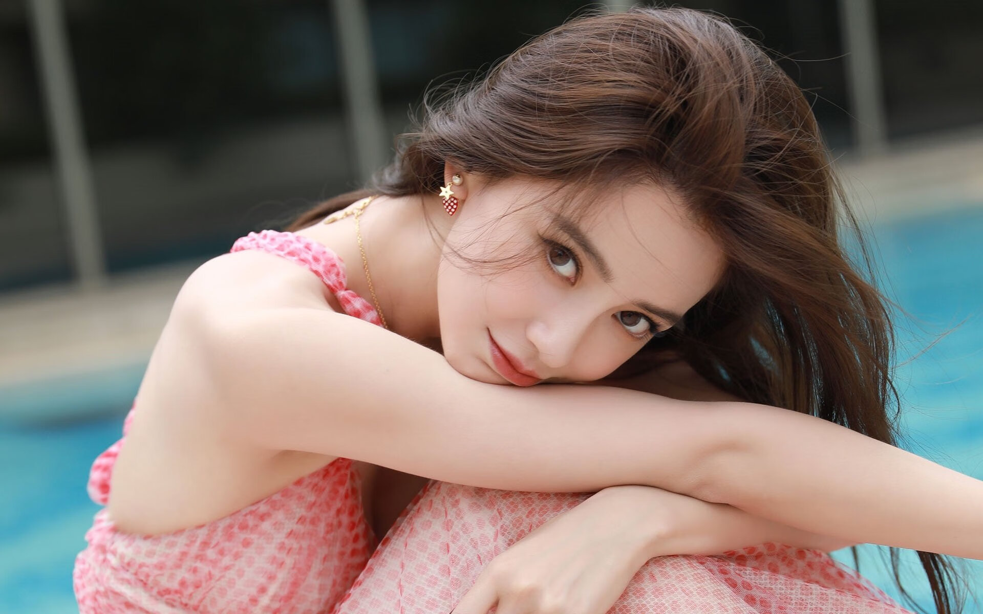 华体会官网-勒沃库森围绕中路组织展开压迫，勒沃库森吧