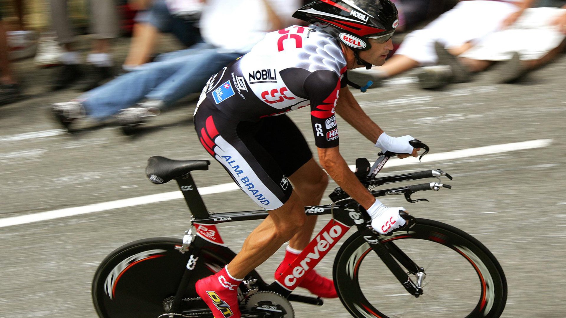 乔治·巴尔:全黑队的“防守型中场”,他的拦截总是及时且精准