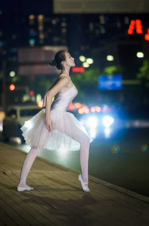 中国足球俱乐部加大青训投入与支持力度，中国有哪些足球青训基地