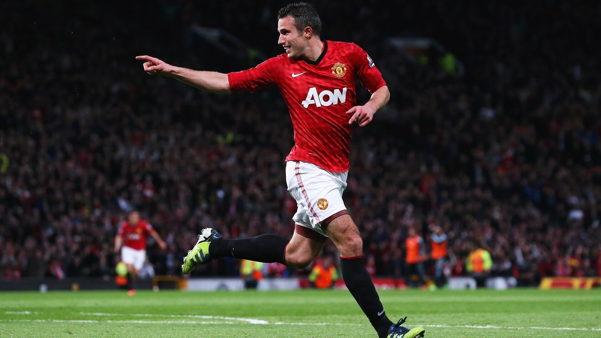 华体会体育网站入口-“安赫尔·巴尔博萨的球场感知与精湛技巧，为美洲狮队提供更多进攻选择”